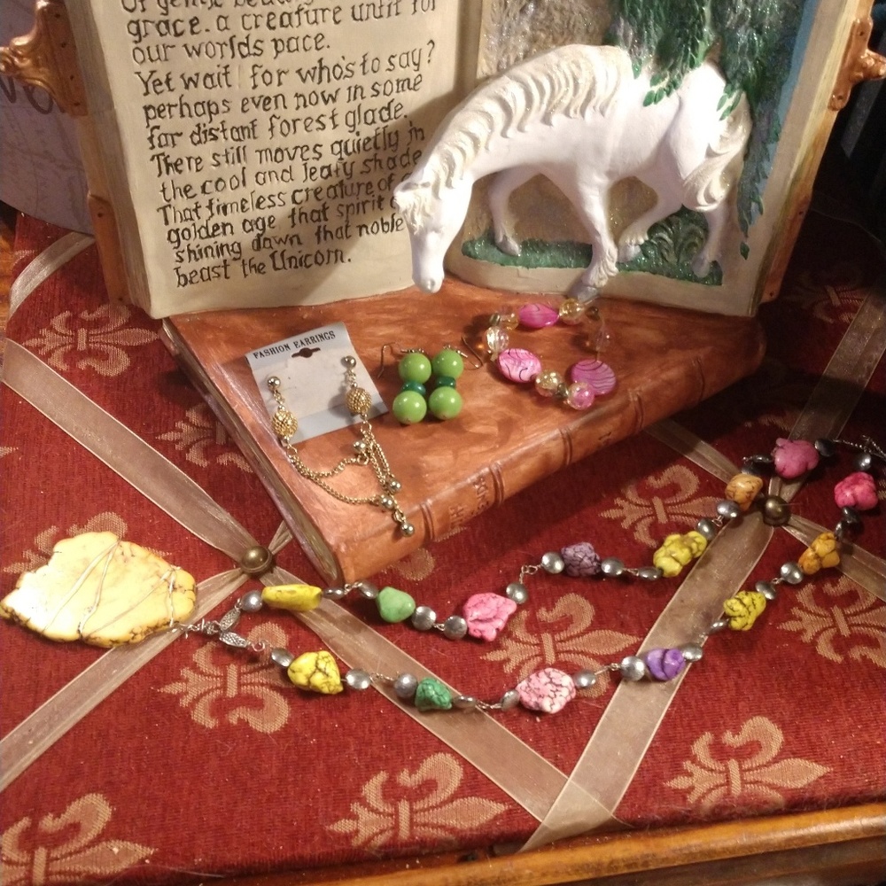 ~Huge Lot of Natural Stone Jewelry~BEAUTIFUL!~